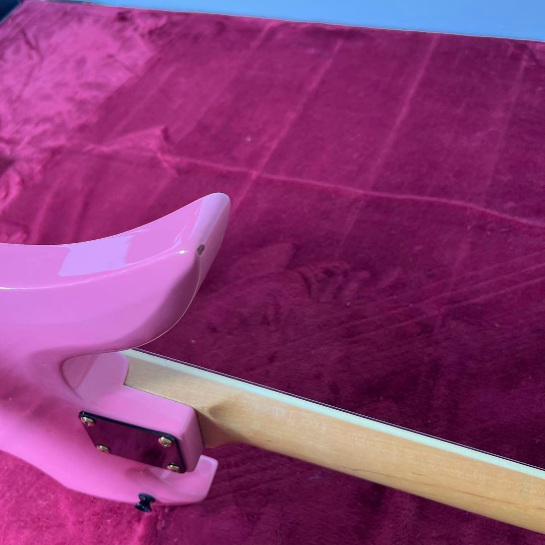 【8798】 フレットレスギター モッキンバード タイプ ピンク エレキギター