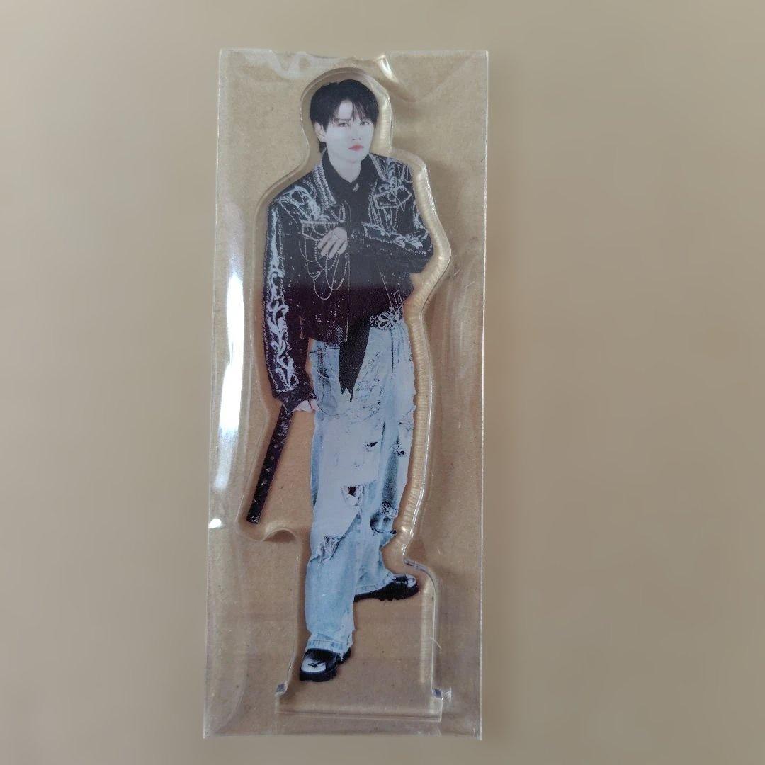 JO1 白岩瑠姫 アクスタ - メルカリ