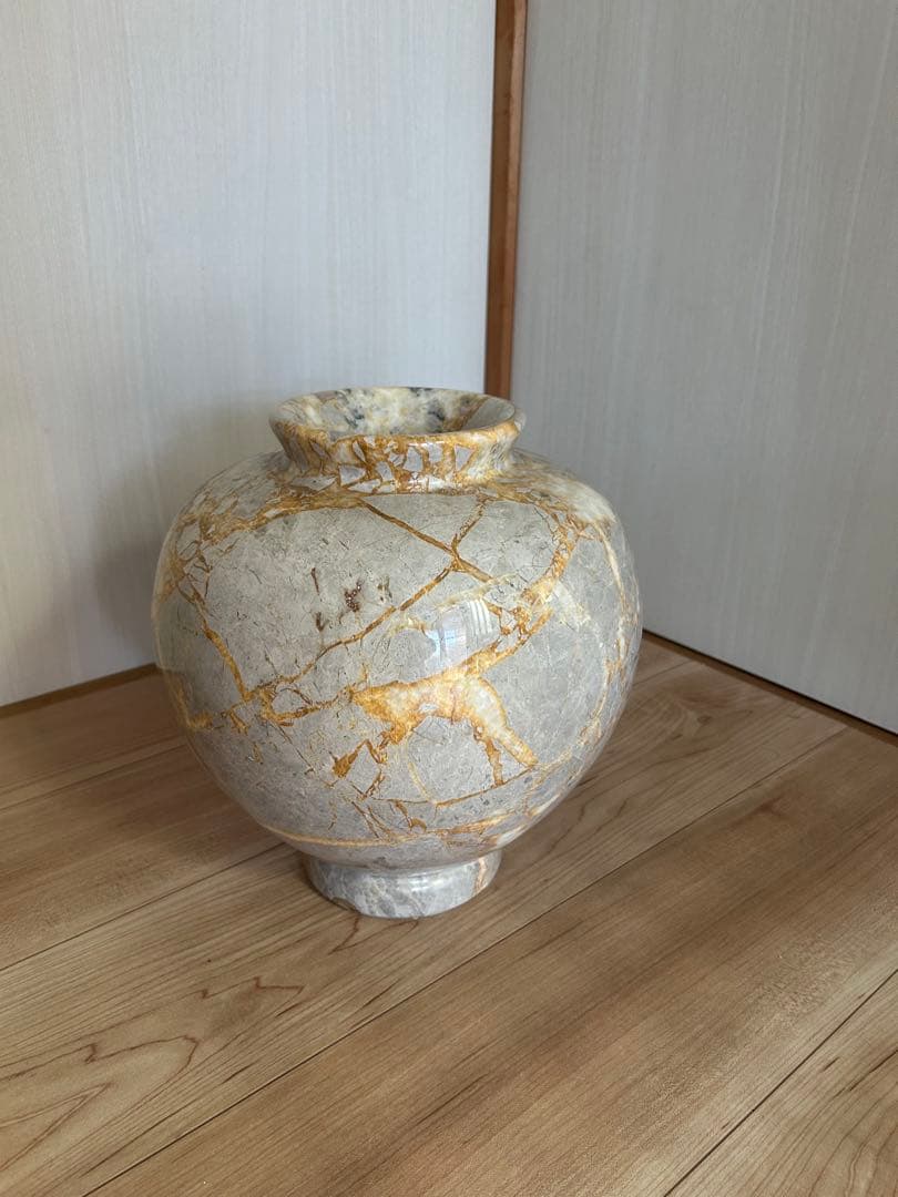 大理石　壺　山口県秋芳洞 大理石 壺 山口県秋芳洞