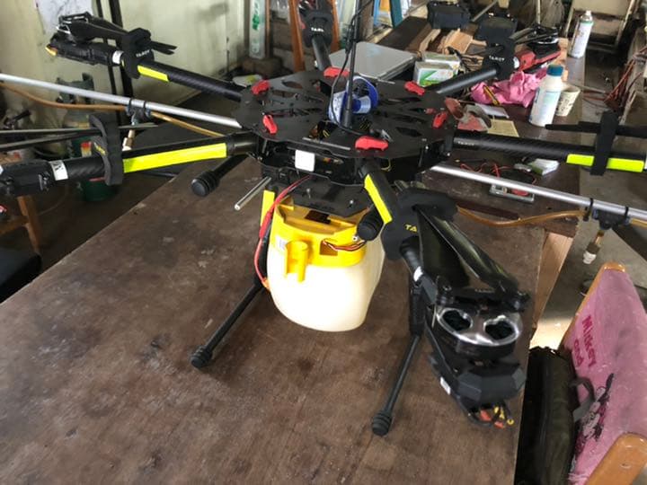 Tarot X6ドローン散布装置付機 TAROT X6 農薬散布仕様 ドローン 農業用 - YouTube