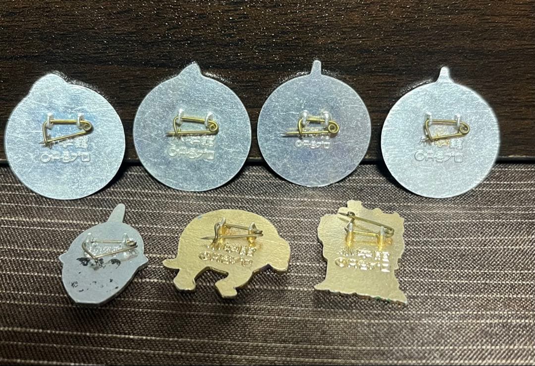 昭和の宝物 ウルトラマン シリーズピンバッジ