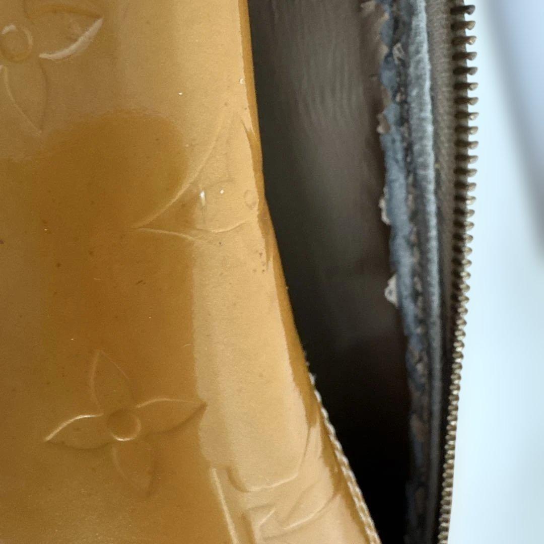 Louis Vuitton イエローパテントレザーハンドバッグ