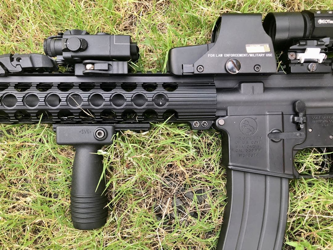 東京マルイ　ガスブローバックライフル　M4A1MWS 外装カスタム　マガジン6本