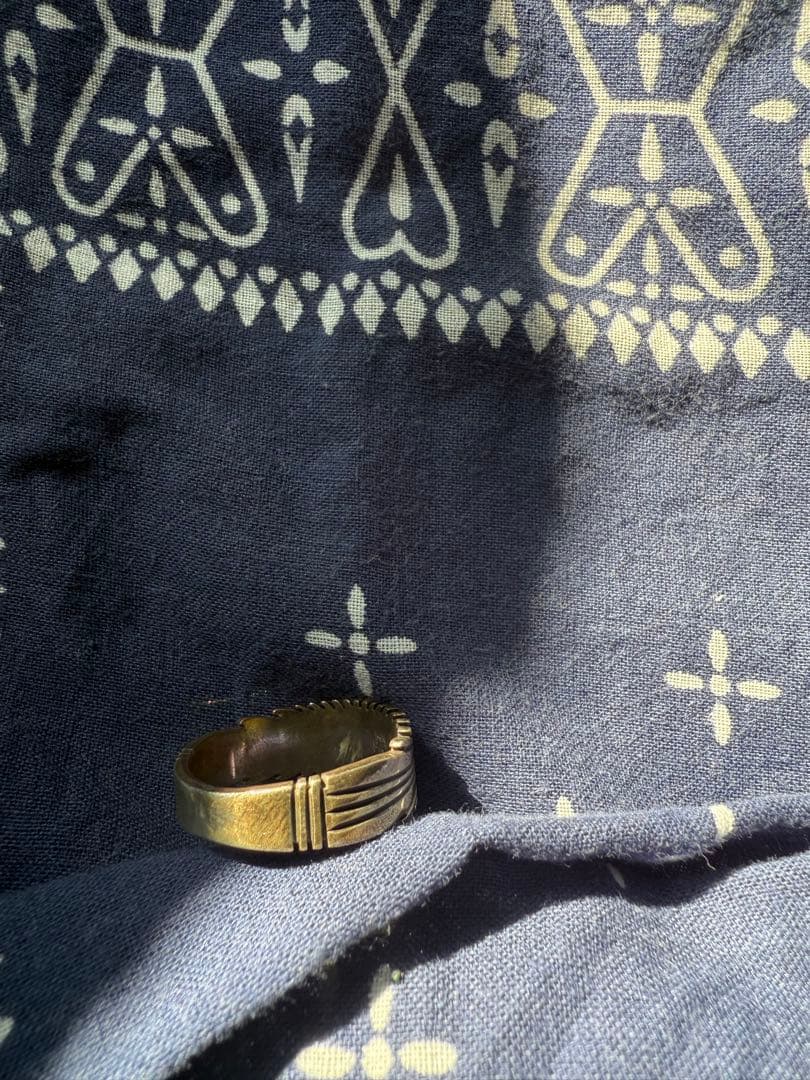 パッドべドニー　リング