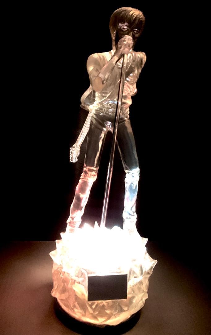 尾崎豊 スーパーフィギュア 限定2000体