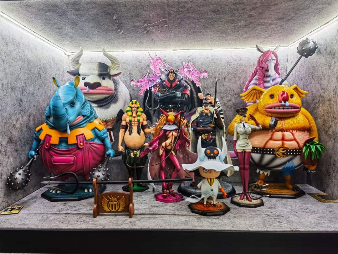 ワンピース 3人 ハンニャバル ドミノ サルデス フィギュア ガレージ