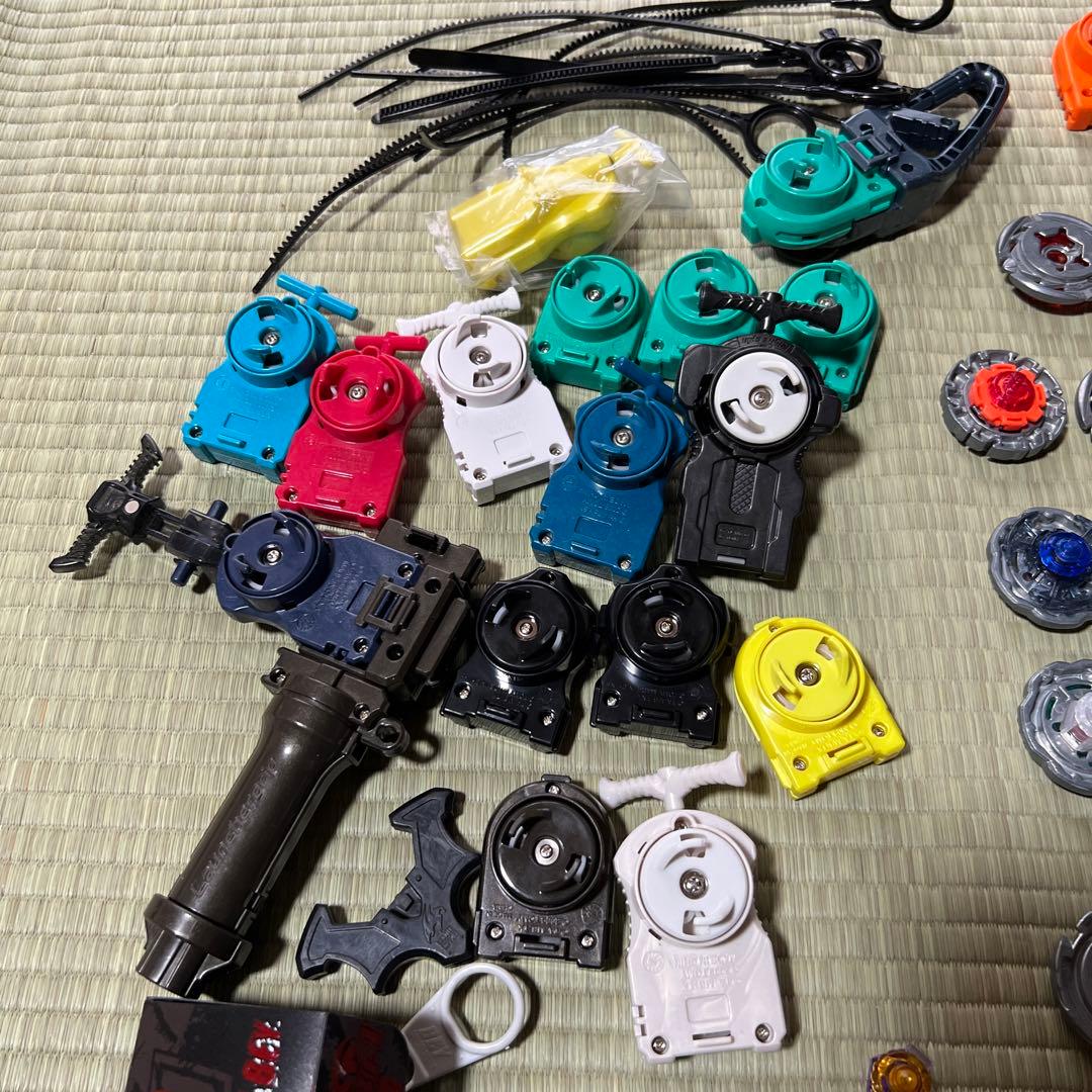 【希少】メタルファイト　ベイブレード　約70個　ランチャー　大量　まとめ売り