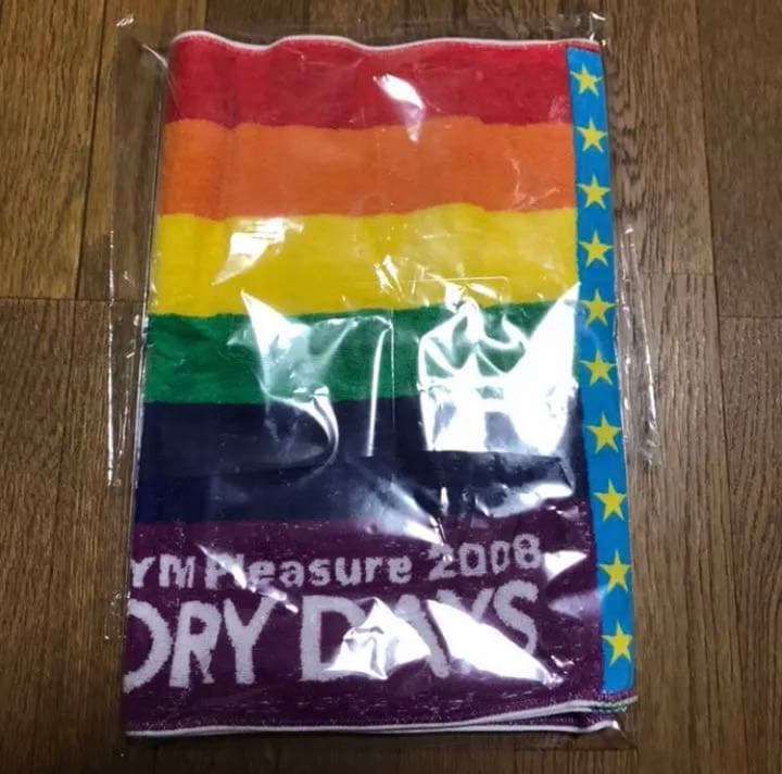 【新品未使用】B'z GLORY DAYSツアータオル 2008 値下げ交渉可能