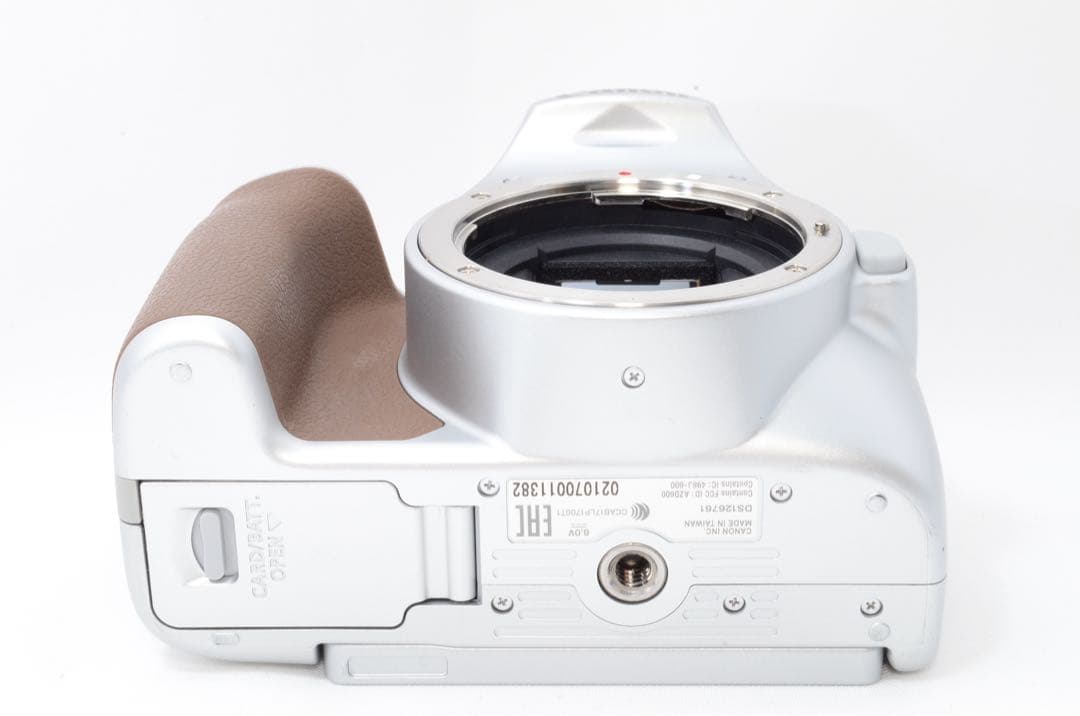 ❤️スマホへ転送❤️Canon EOS Kiss X10 シルバー❤️初心者に最適