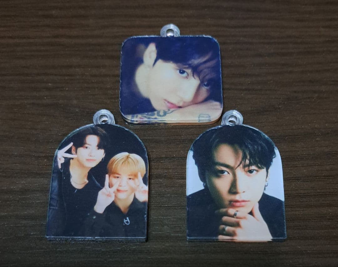 BTS ジョングク アクリルチャーム タグ①