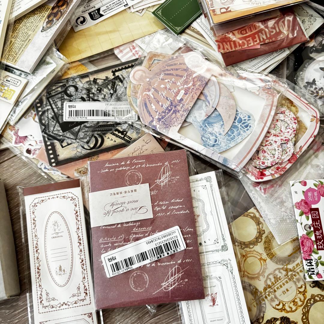 紙物 コラージュ素材 大量まとめ売り‼️ 海外紙物