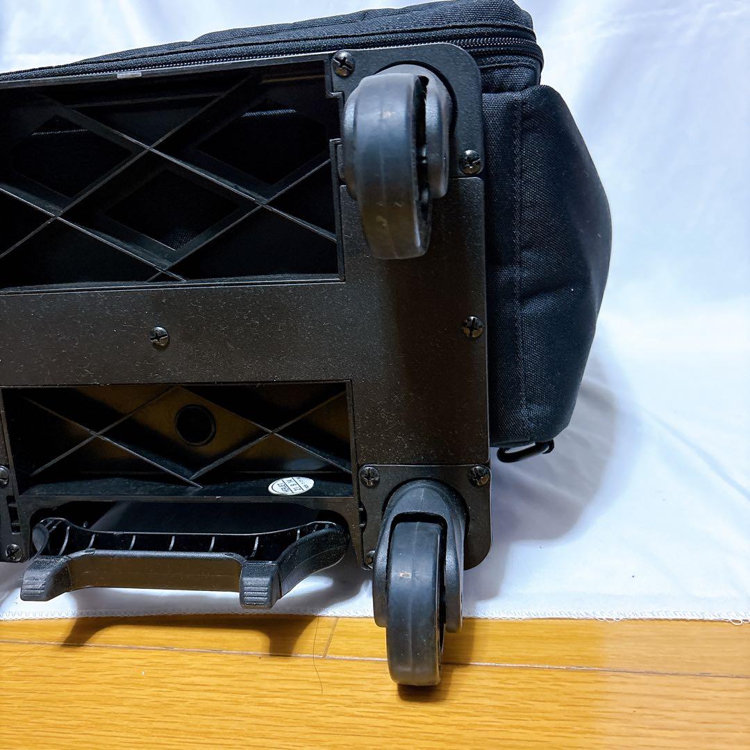 新品✨️】SWANY スワニー スターツコラボ ブラック イス付き スーツケース