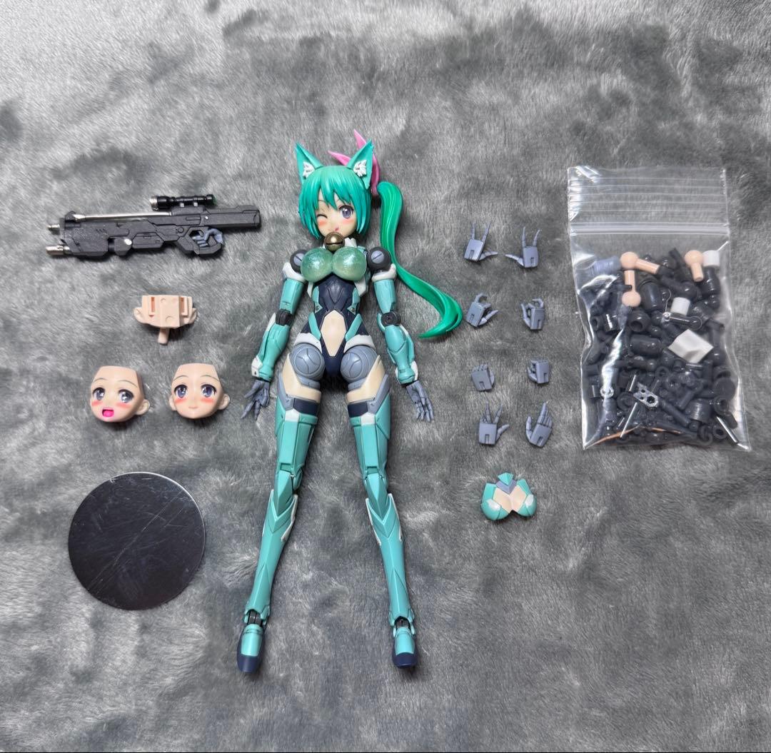 muscuto メカガデ子1.0 部分塗装&トップコート(髪の毛に破損あり)