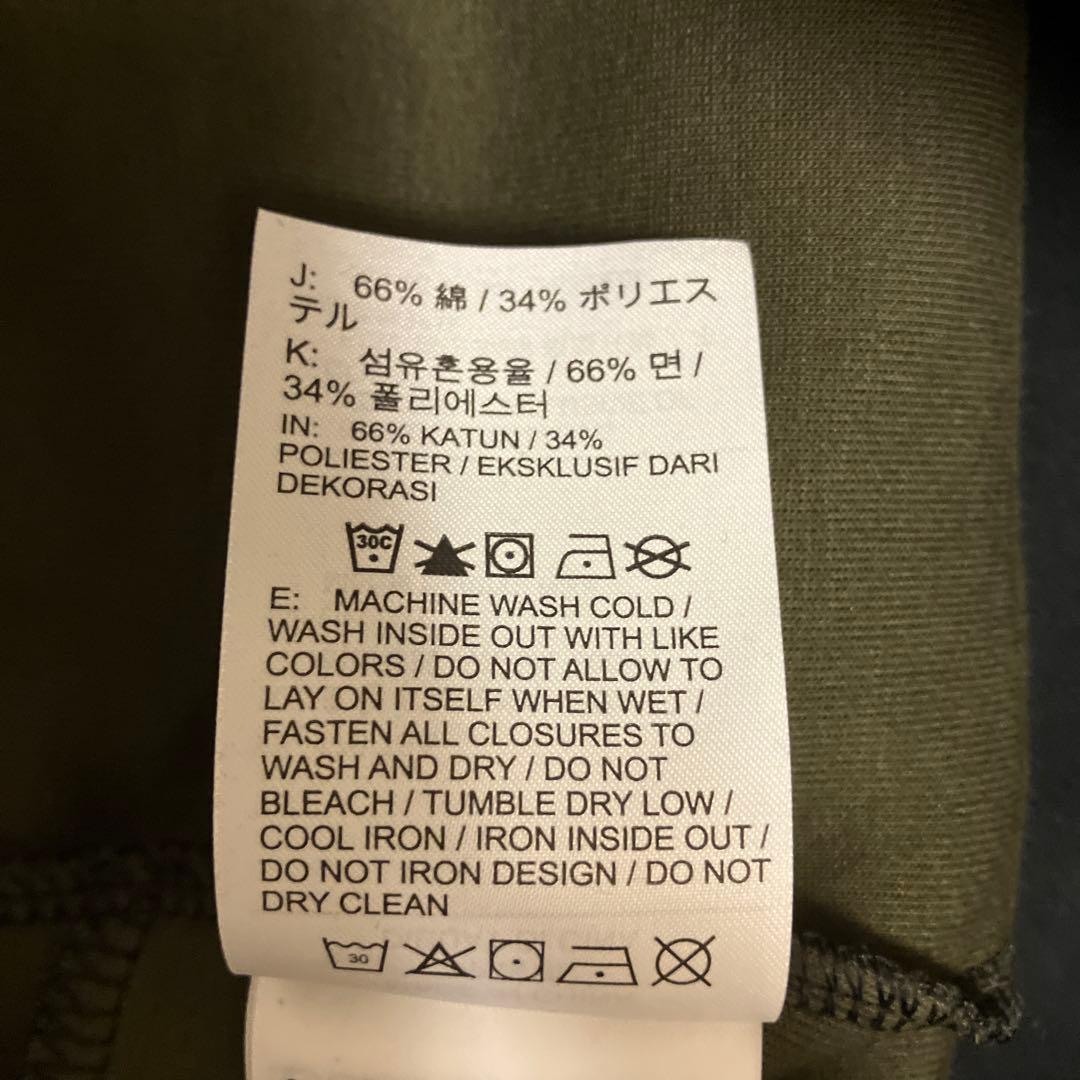 ナイキ テックフリ－ス 迷彩柄 ブラックロゴ 新品 Mサイズ