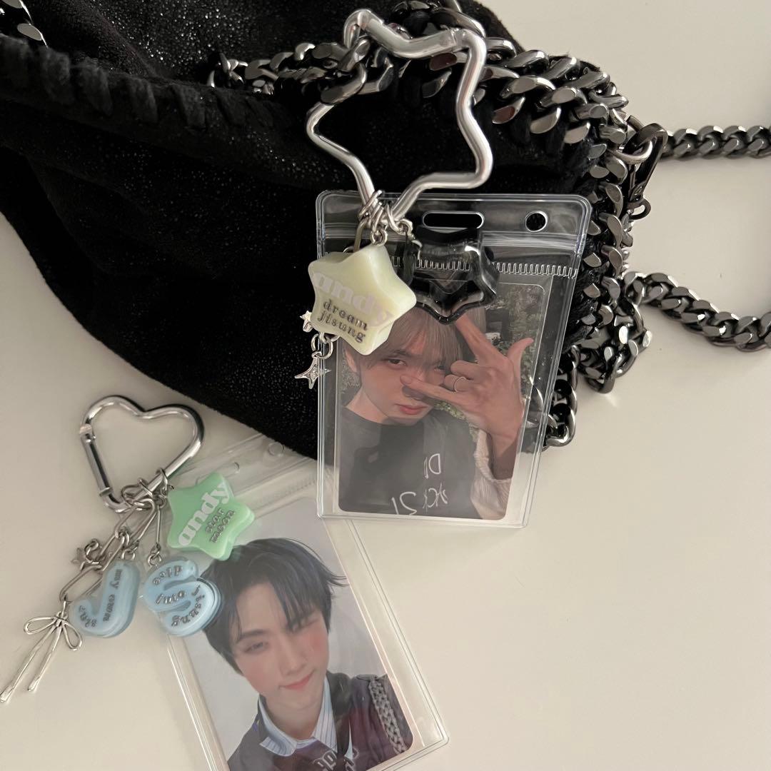 ハンドメイド　キーホルダー　トレカケース