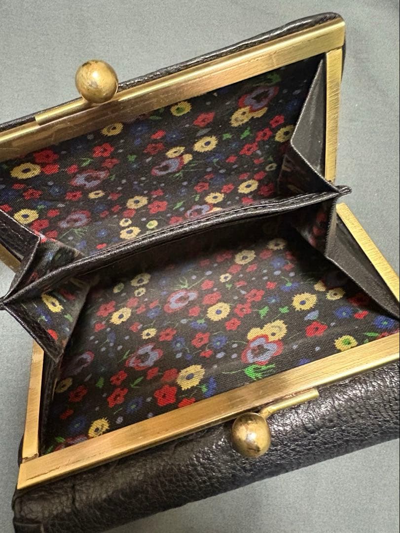 希少✨アナスイ　がま口　三つ折り財布　ダリア　バタフライ　チャーム　ブラック