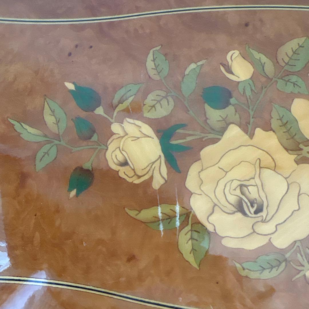 リュージュ　オルゴール　144弁　 白薔薇象嵌　共鳴箱　オルゴール療法 カノン