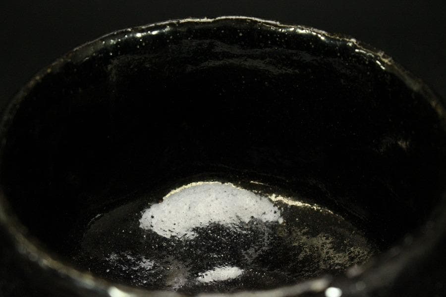 茶道具 衣笠焼 黒楽茶碗(A253)