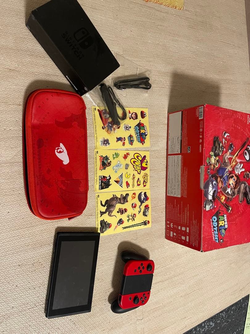 Nintendo Switch スーパーマリオオデッセイセット　※ソフト無し