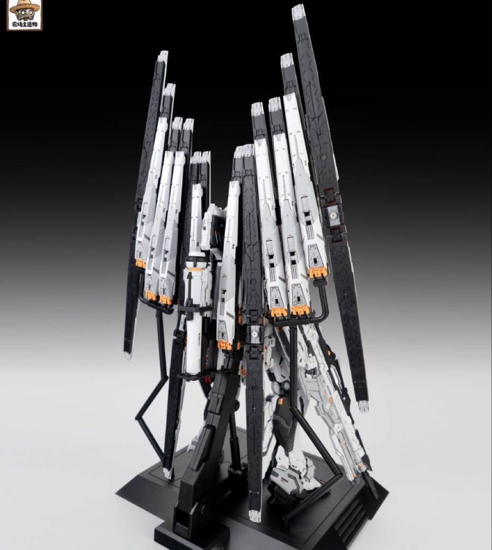 1/100 Fortune Cow νガンダム似 組立式プラモデル