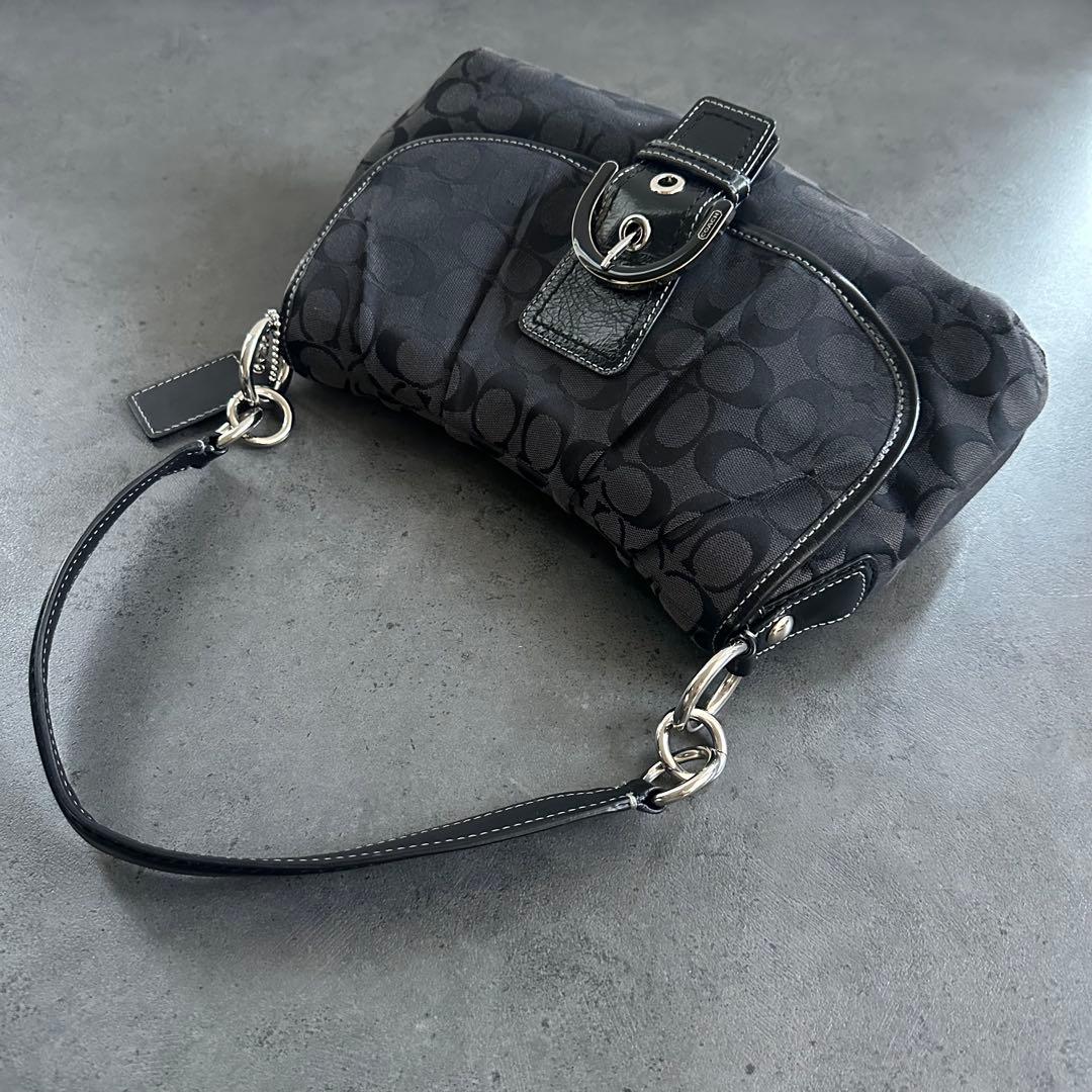 バッグ COACH Soho Signature Flap Shoulder Bag