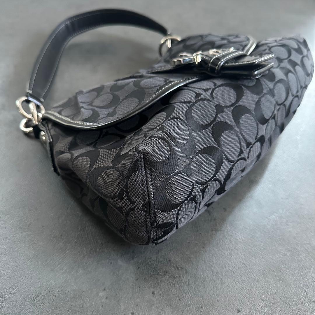 バッグ COACH Soho Signature Flap Shoulder Bag