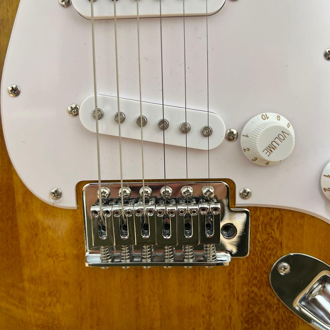 スクワイヤーby fender　ストラトキャスター stratcaster