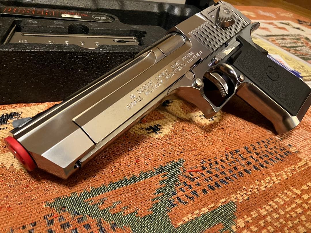 東京マルイ DESERT EAGLE .50 AE クロームステンレス
