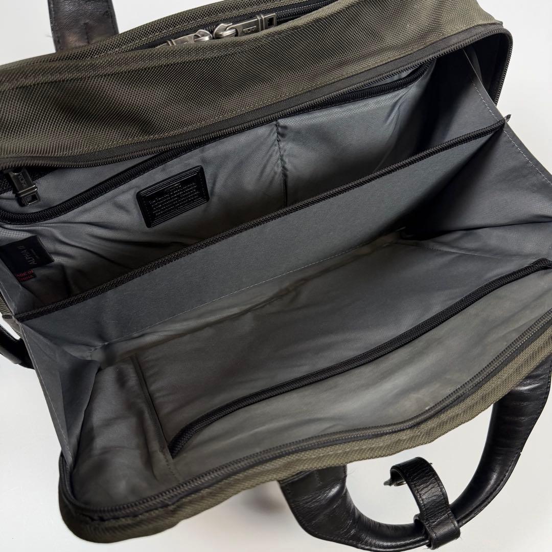 【希少色】トゥミ　ビジネスバッグ　アルファ2 3way 大丸限定　カーキ系