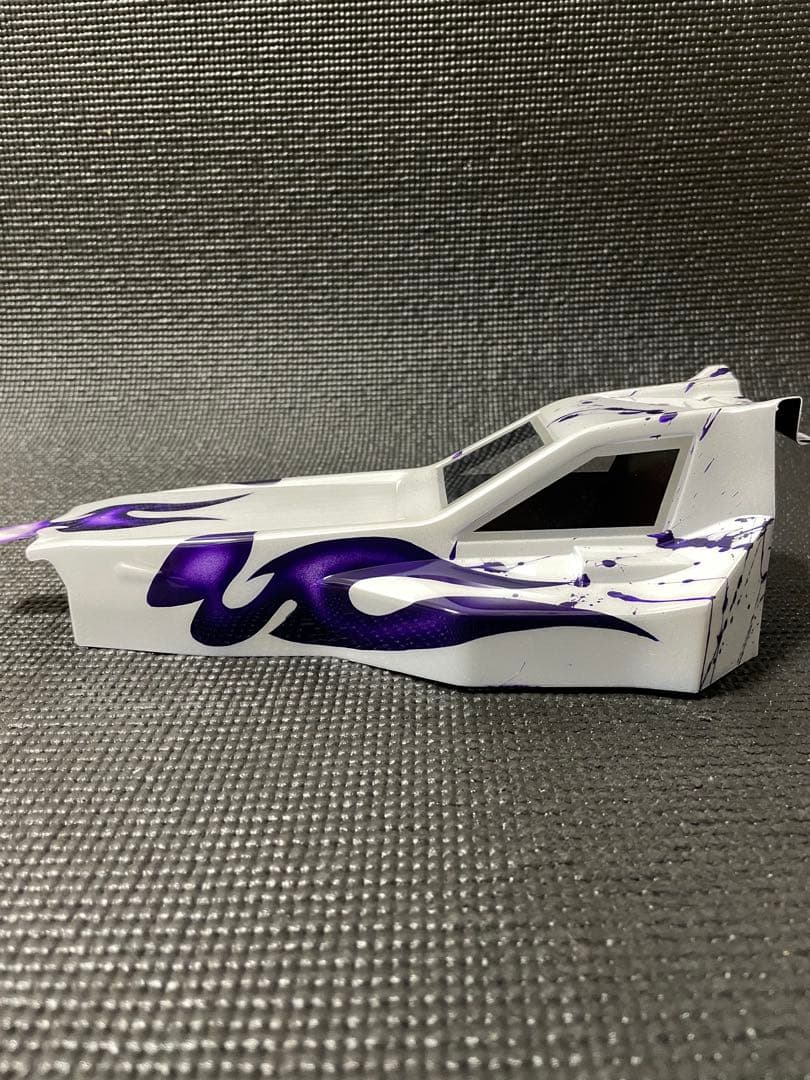 Gフォース　ジェノバ塗装済みボディ