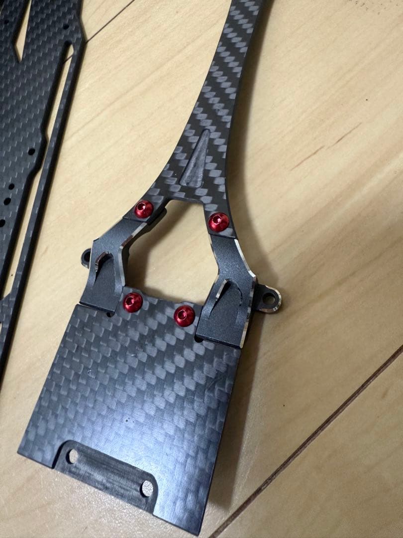 reved RDX カーボンシャーシ