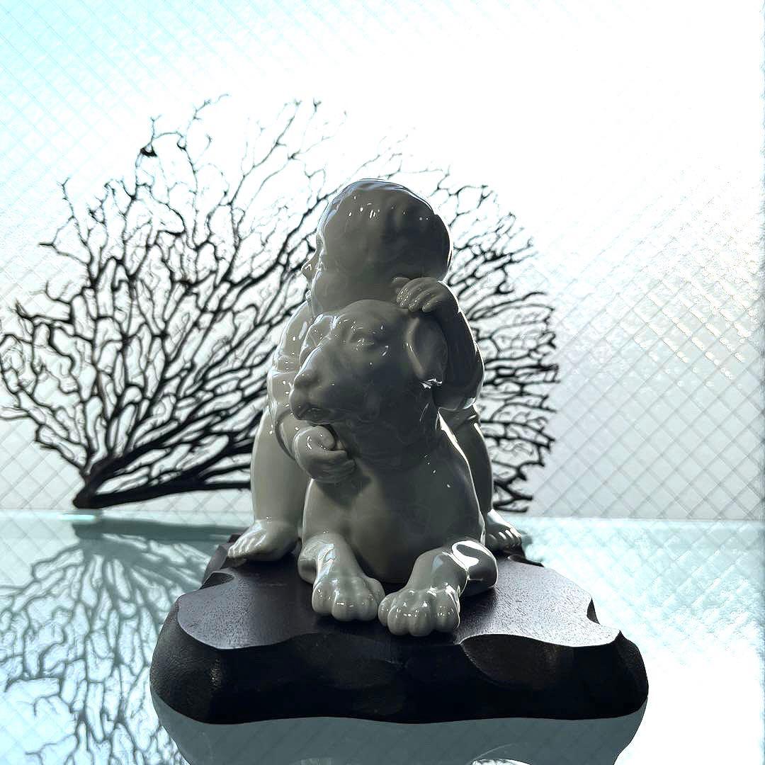 骨董 超希少 深川製磁 童子と犬 犬 子供と犬の戯れ 置物