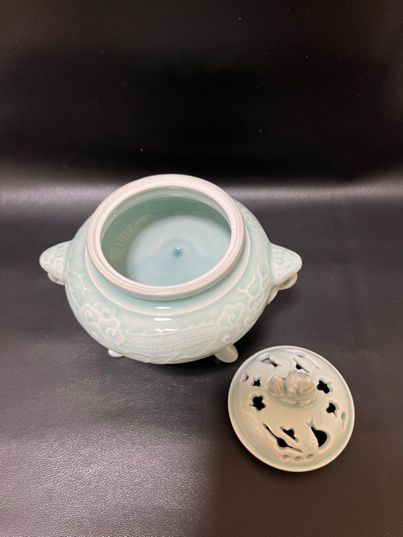 未使用品 香炉 鍋島焼 三つ足 大秀作 大秀窯 透かし蓋