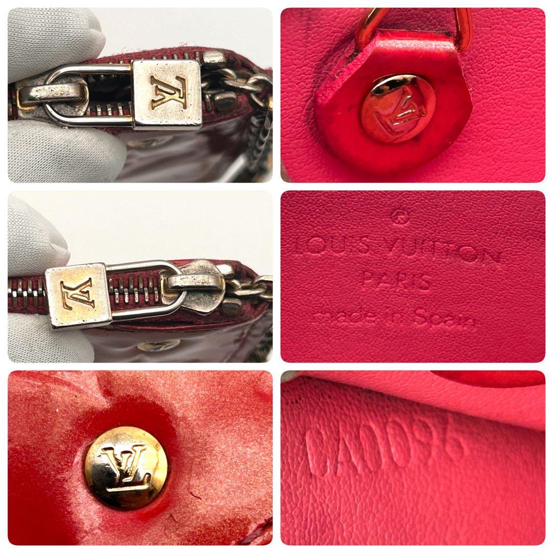 LOUIS VUITTON ルイヴィトン ケース ポシェットクレ ヴェルニ