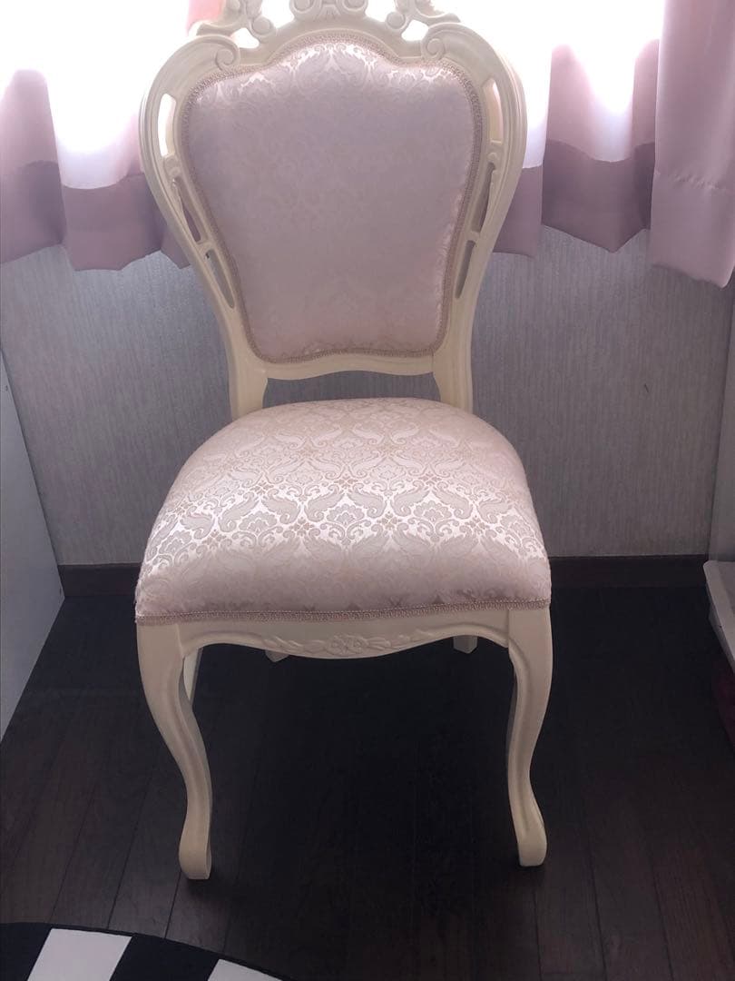 ロココ 猫脚アンティークチェア♦️美しい ホワイト ダマスク♦️完売