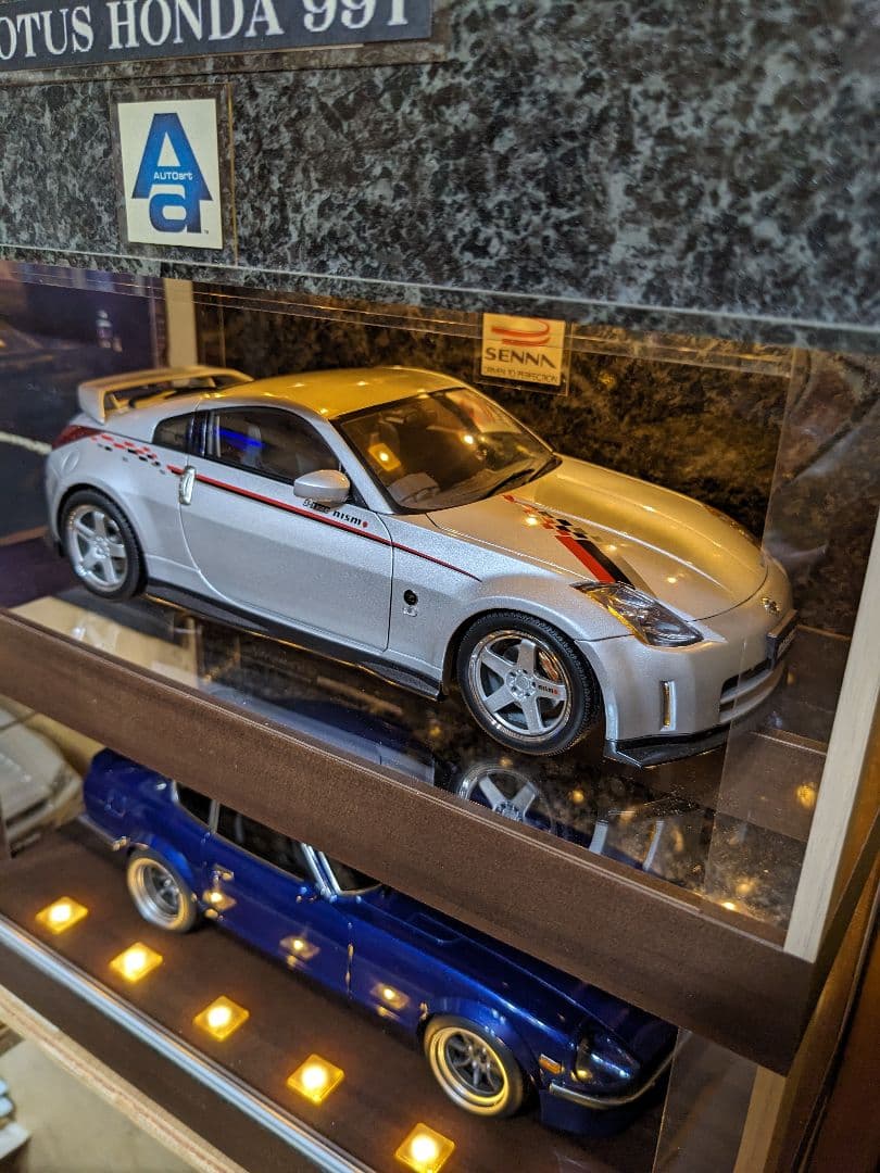 オートアート1/18　ニスモ フェアレディZ　Sチューン