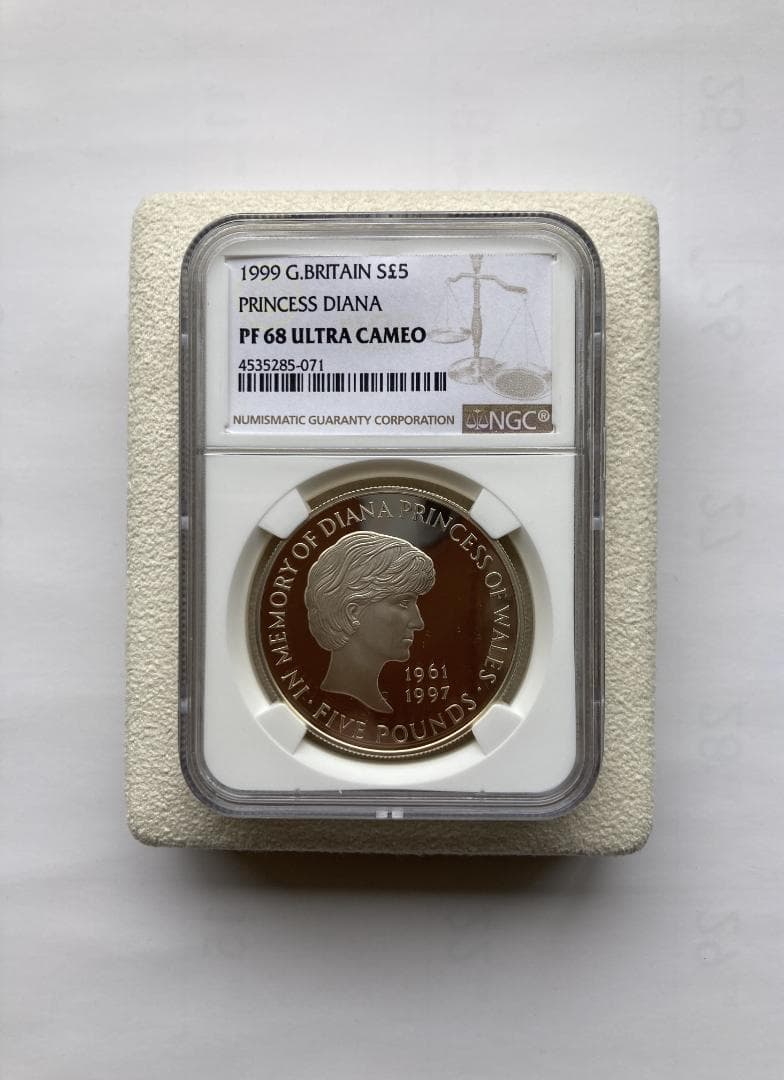 PF68 ウルトラカメオ】 ダイアナ妃追悼記念銀貨1999年