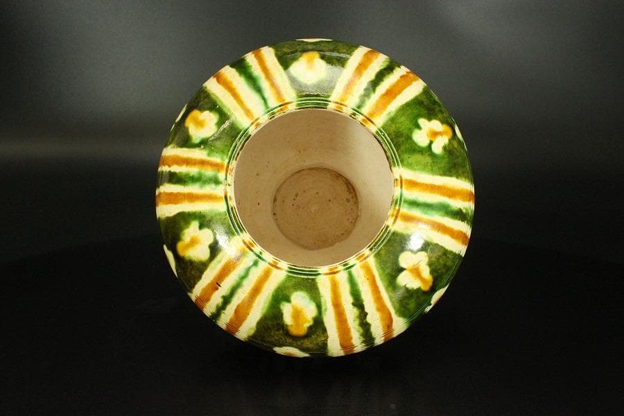 中国美術 唐三彩 蓋 丸壷(A368) - メルカリ