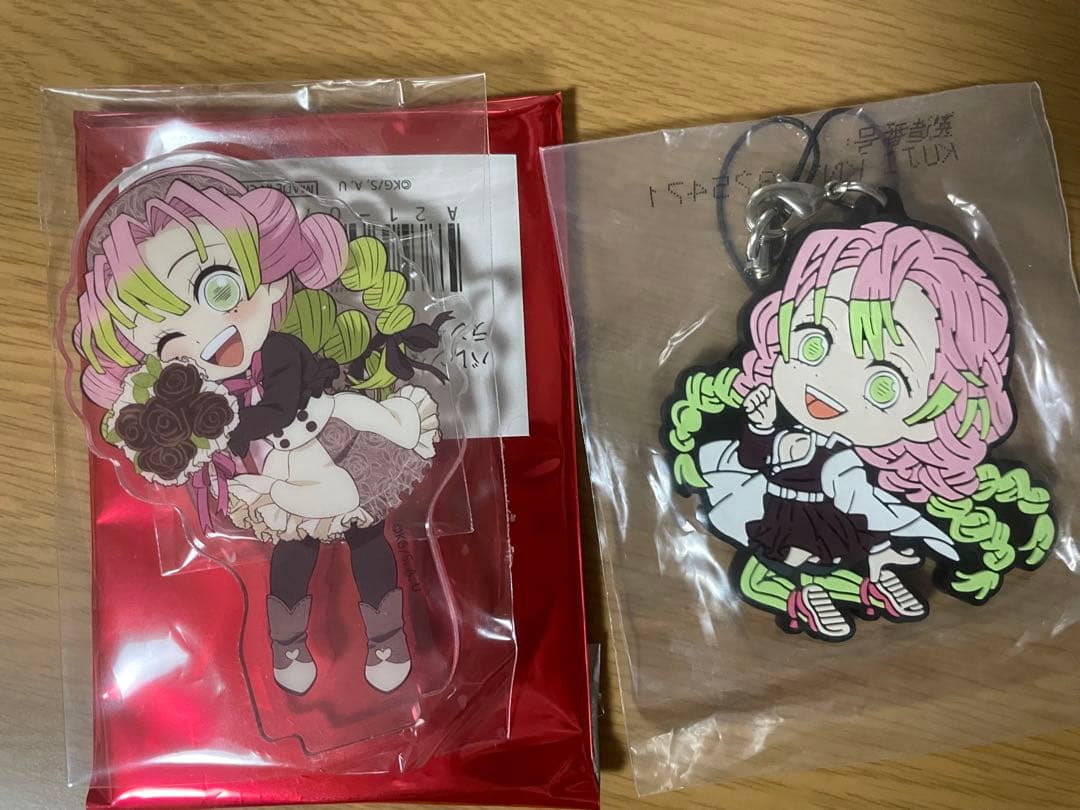 鬼滅の刃 台湾限定 アニメイトカフェ 甘露寺蜜璃 鬼滅の刃 アクリル