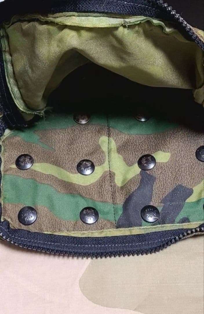 激レア ポイントブランクAVSポーチ 2個セット ウッドランド迷彩 実物