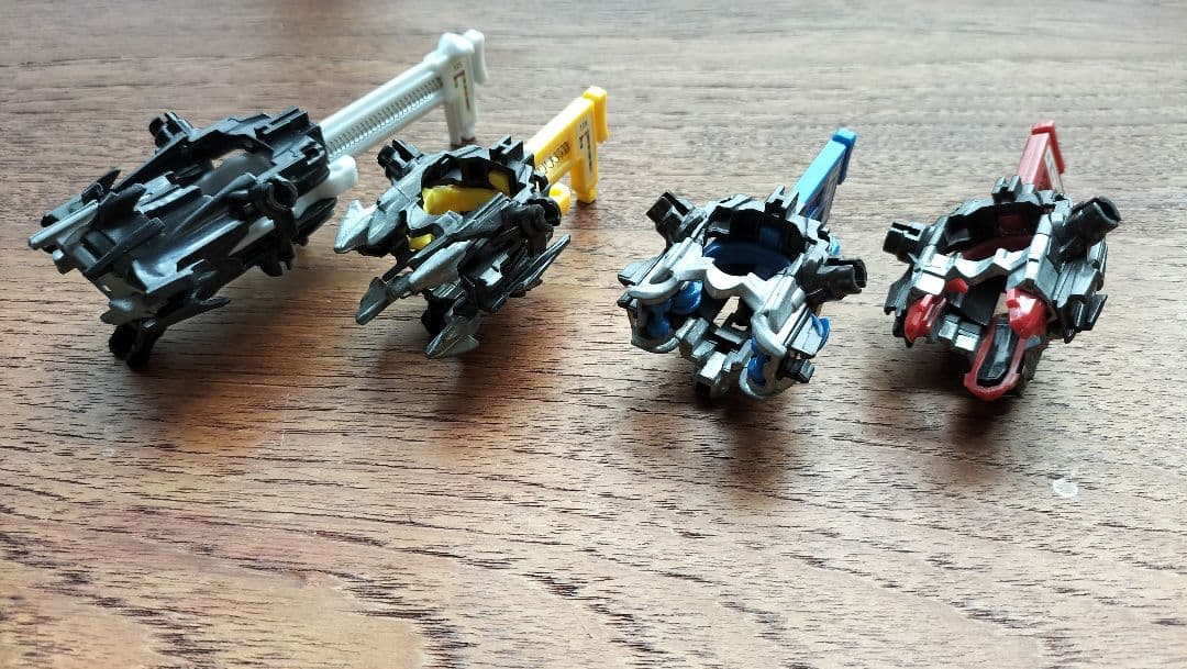 希少　クロスファイトビーダマン　メタルコア　4点セット 希少 クロスファイトビーダマン メタルコア 4点セット