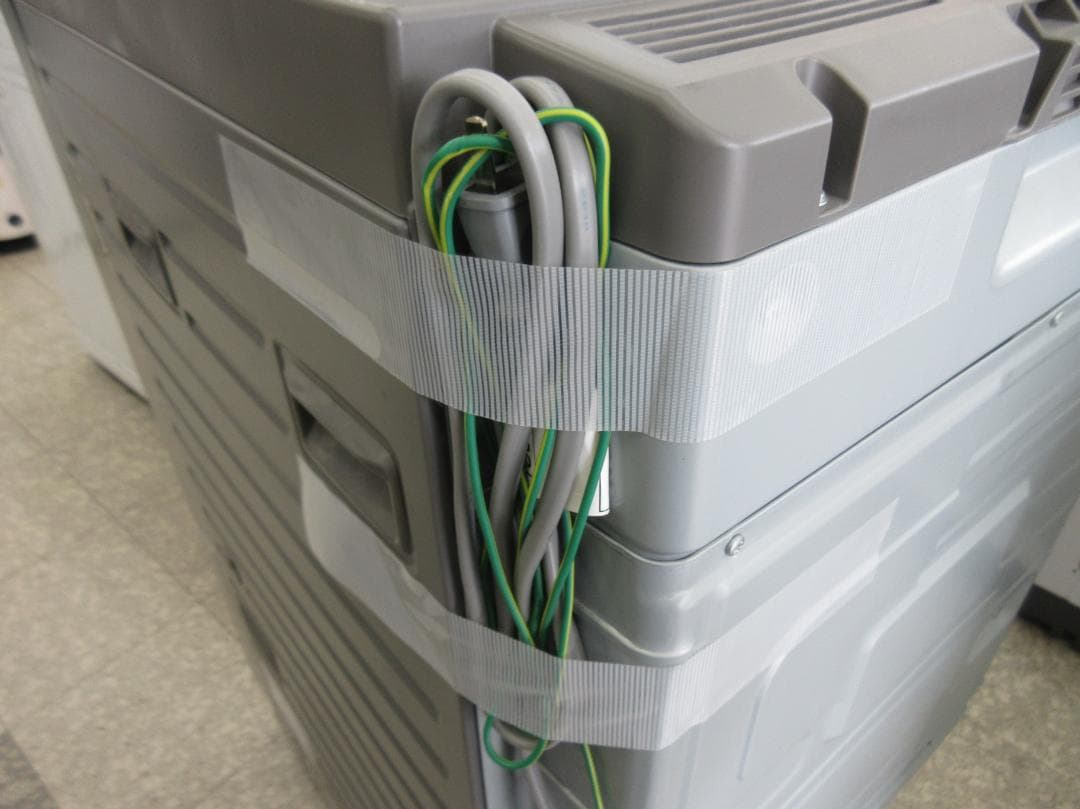 M0512Y Panasonicドラム式洗濯乾燥機 右開き NA-VG2400R 概要 ななめ