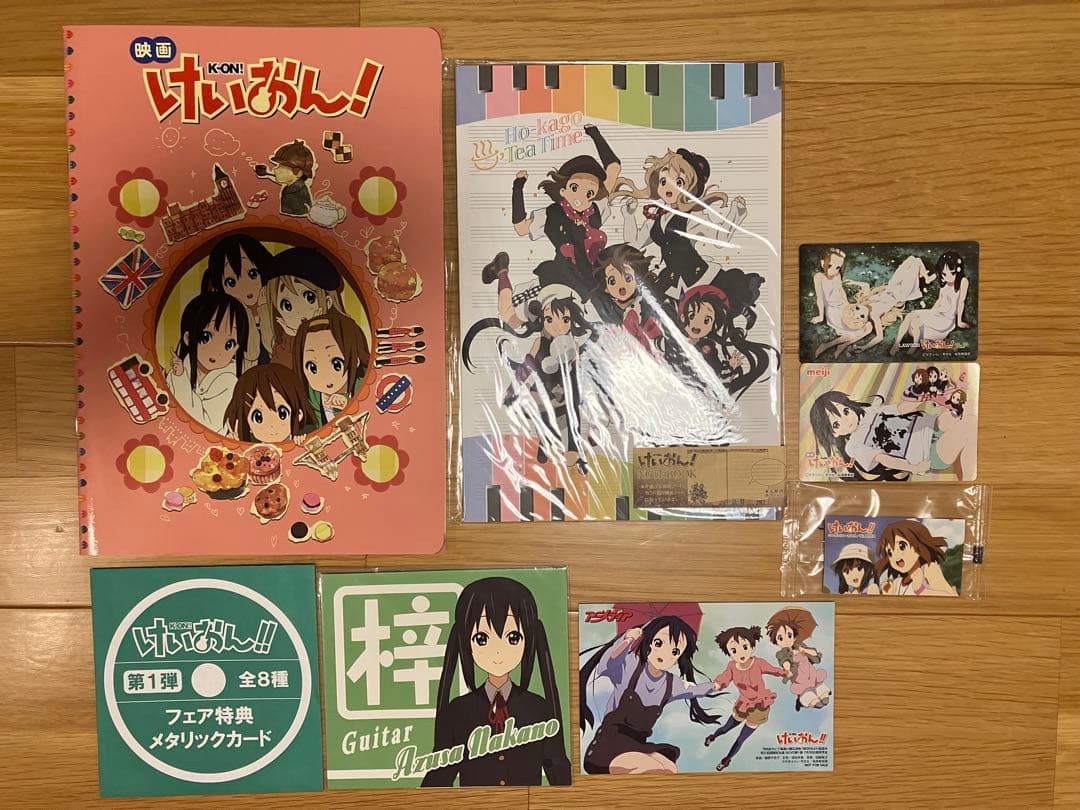 けいおん　クリアファイル　下敷き　ストラップ　ポスター　タオル　クリアシート