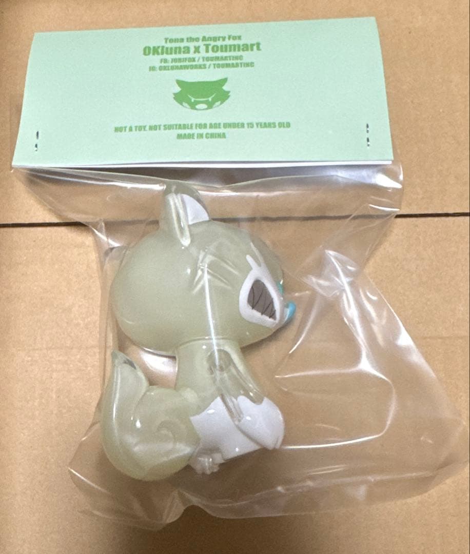ソフビ Tona the Angry Fox / OKIuna×Toumart