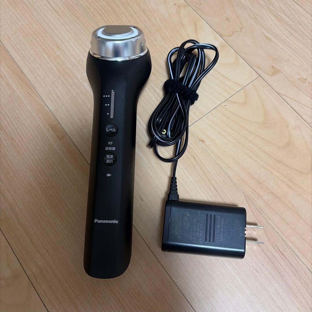 Panasonic 美顔器 充電器付き Panasonic 美顔器 充電器・スタンド付き