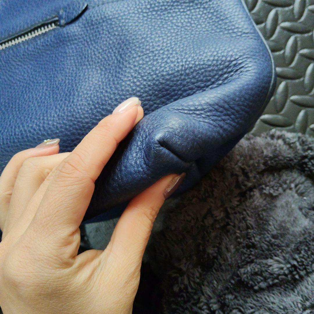 miu miu ネイビー レザー トートバッグ