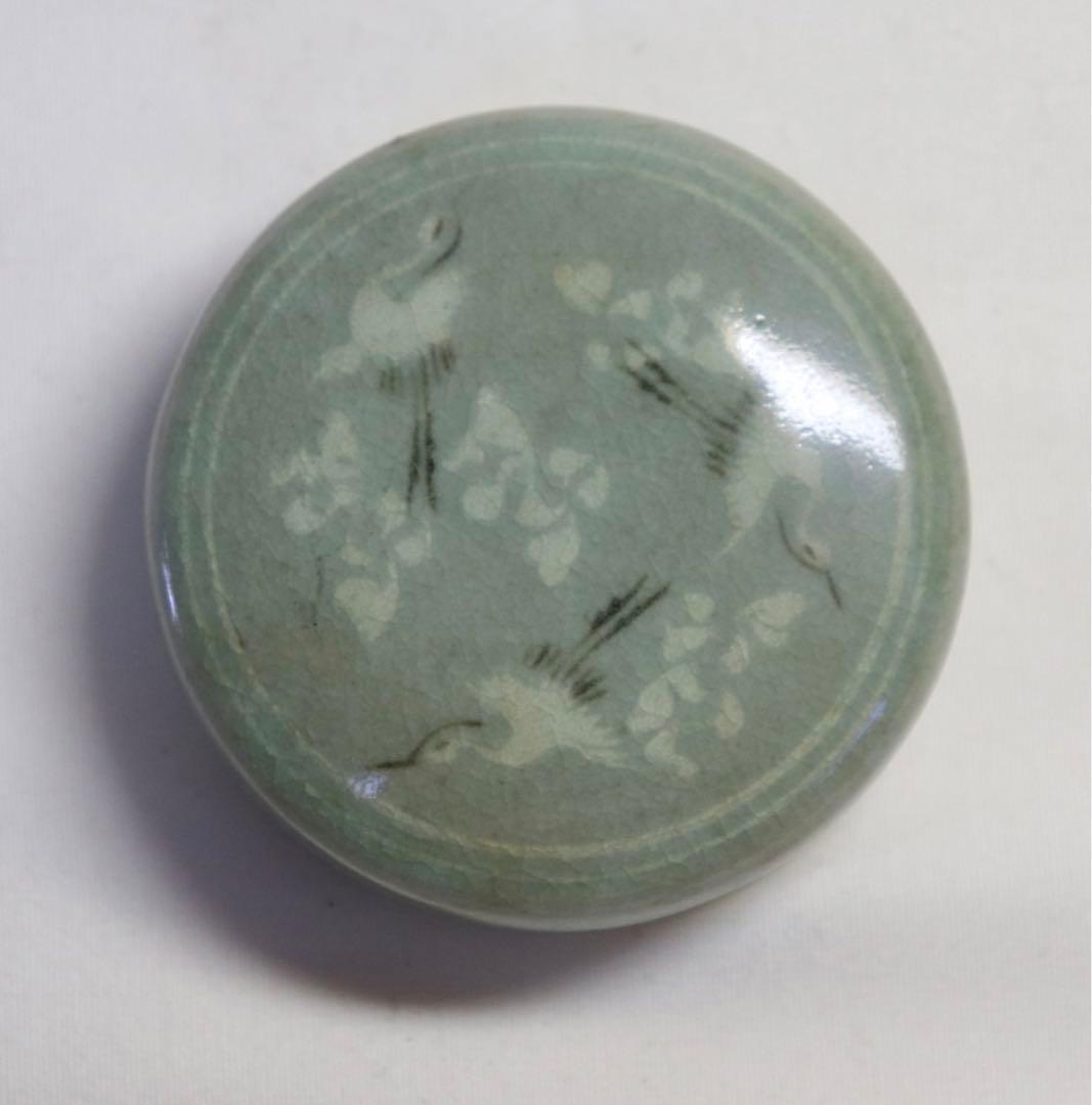 (918) 人間国宝　海剛　青磁香合　象嵌　鶴　柳根瀅作　共箱　送料込み0919