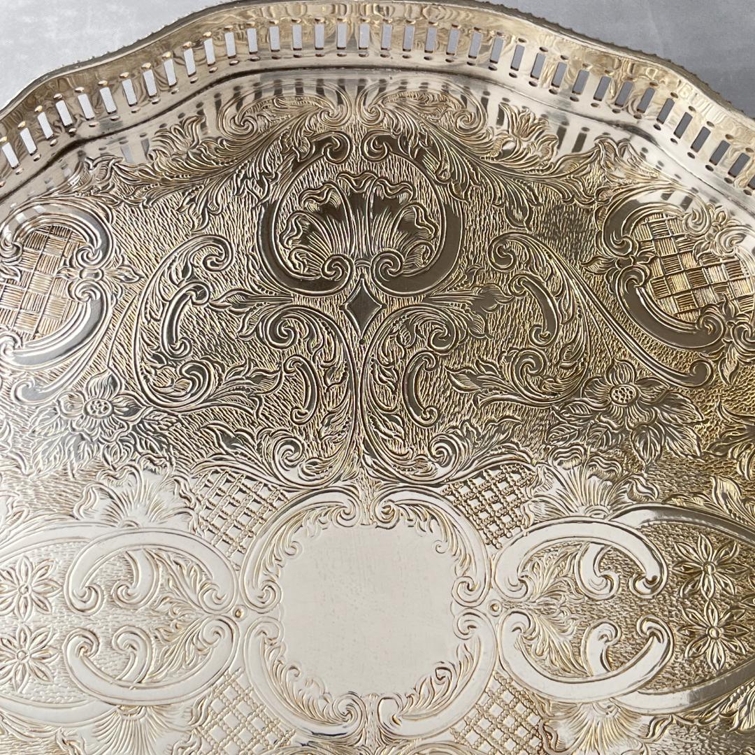 英国】 ギャラリートレー サークル型 25cm クロウフット