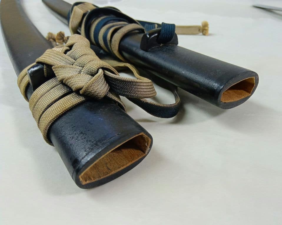 模造刀　模擬刀　日本刀　2振り　刀掛け　美術刀剣 武具　スタンド付　鹿角