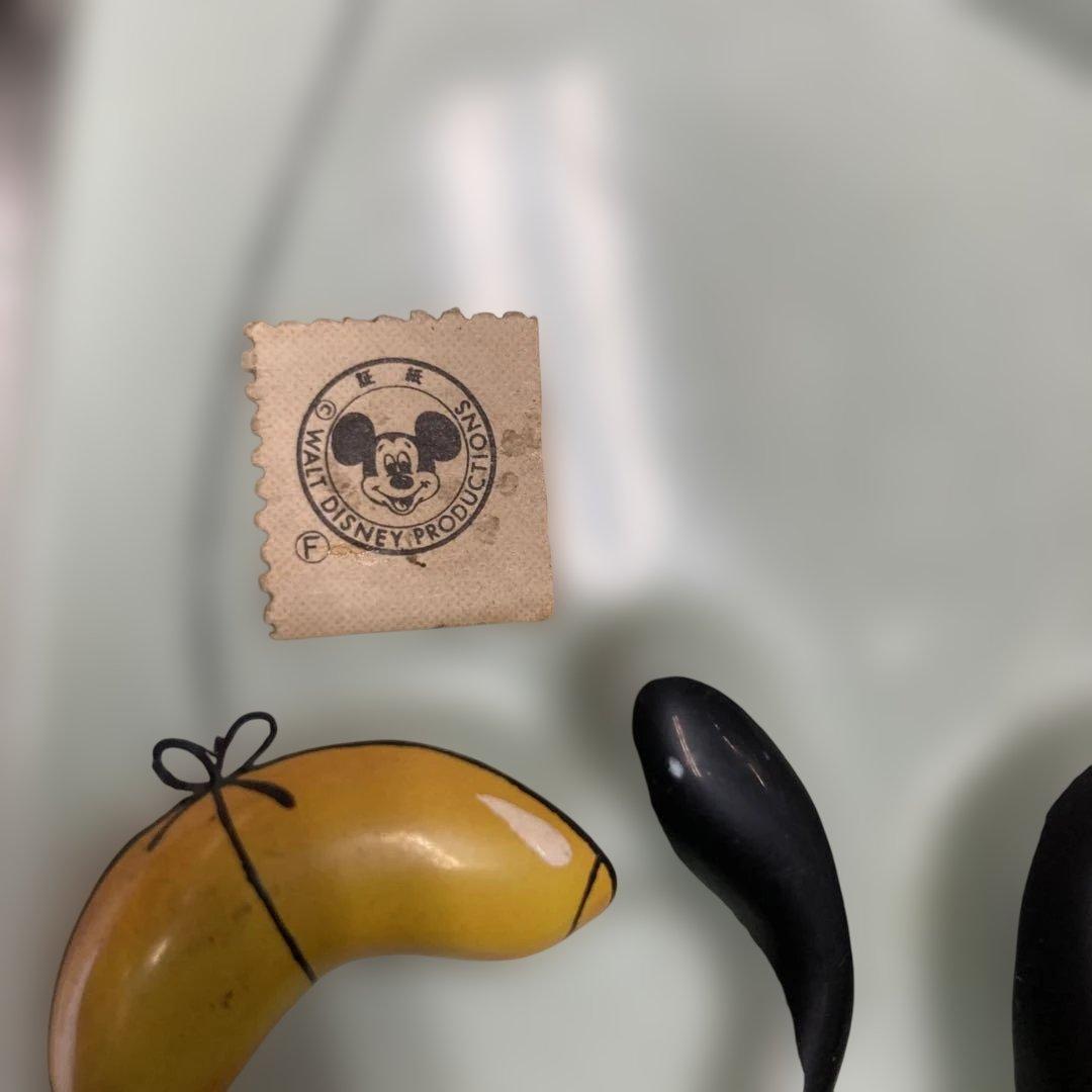 1962年に、精工舎が日本製初SEIKOディズニータイムの子供向けの時計を発売